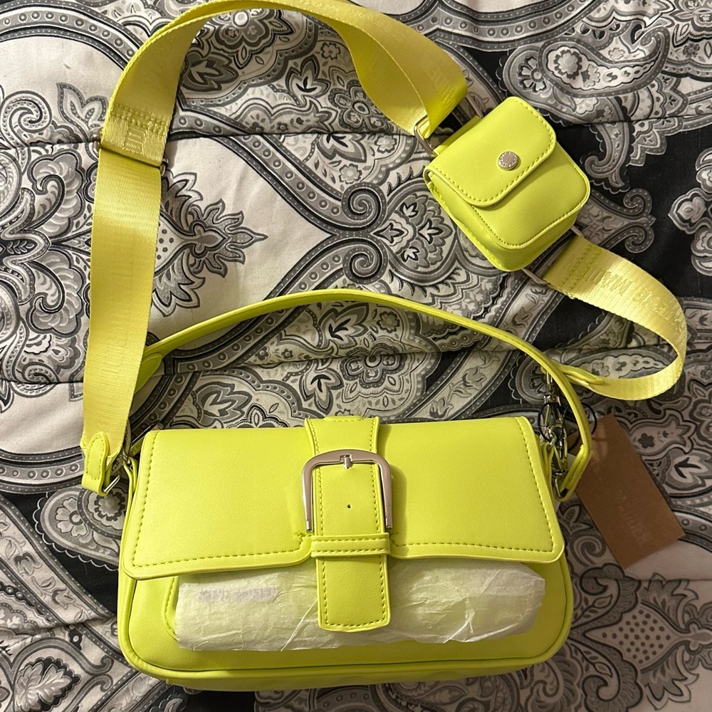 steve madden | top handle | cross body bag | removeable straps |